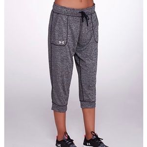Under Armour Women’s Capri Joggers